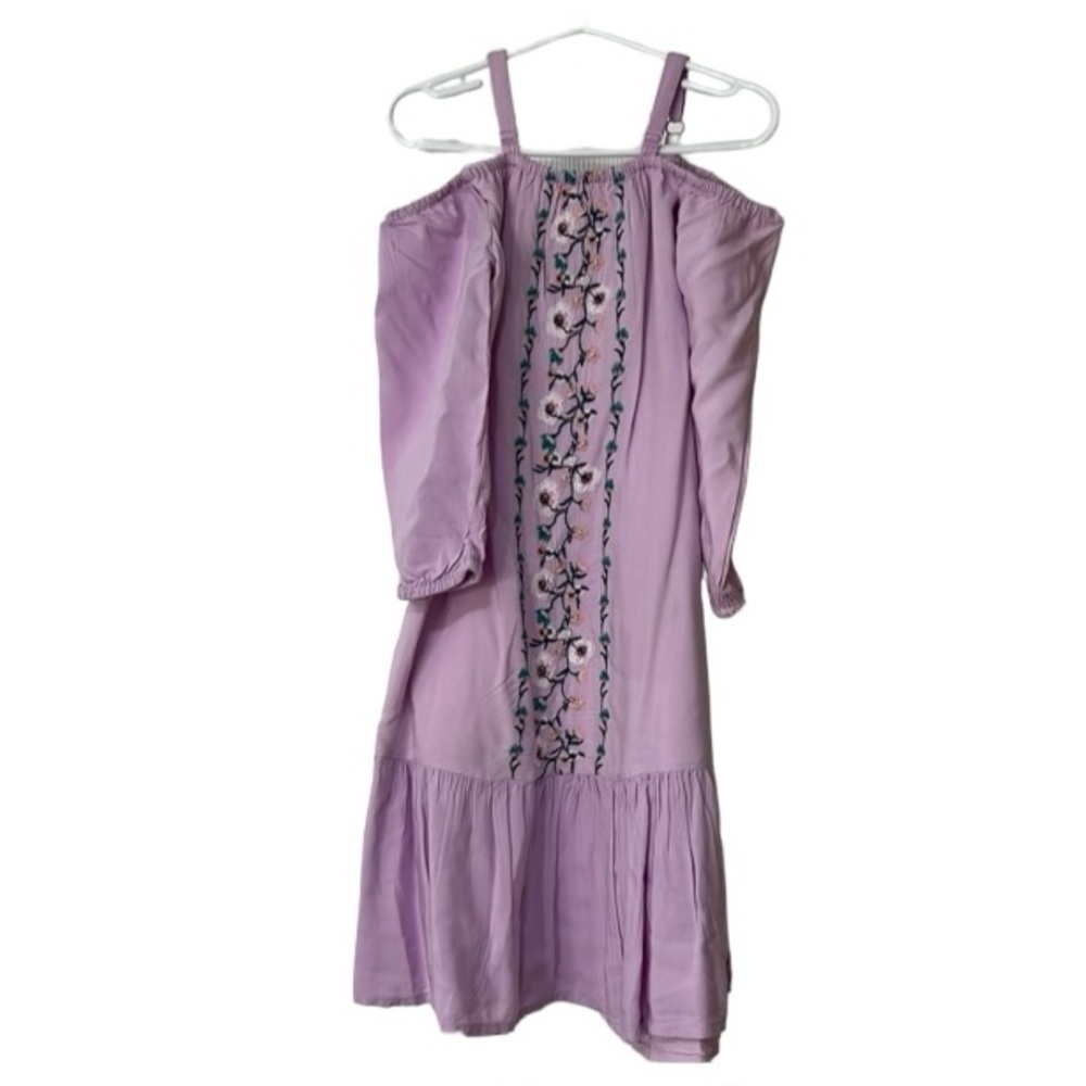 Girls dress size S